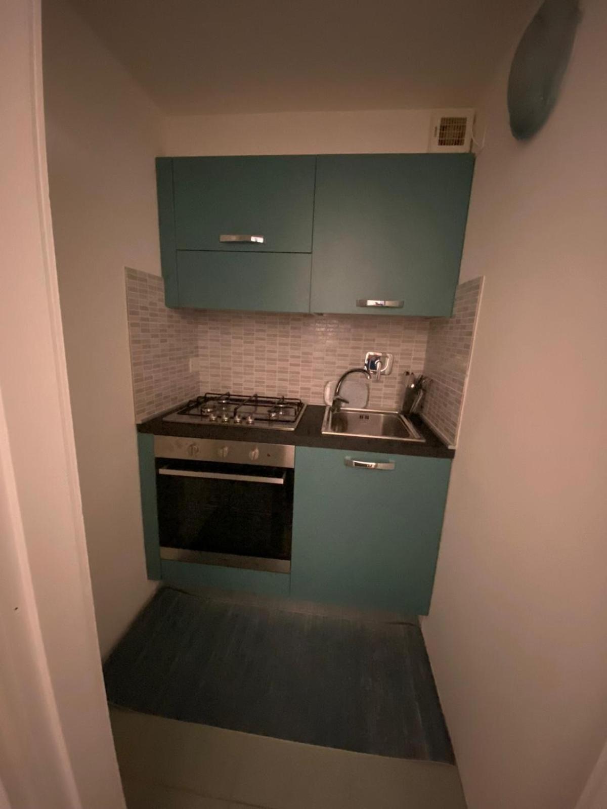 Centralissimo Appartamento Su Due Livelli 1 Turin Bagian luar foto